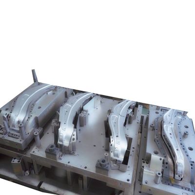 Beli CNC Finished Steel Stamping Die Untuk Komponen Otomotif pembuatan online